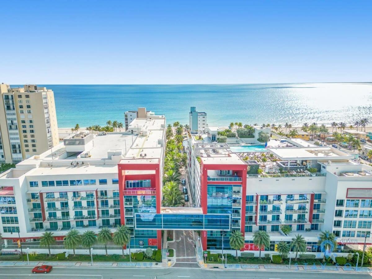 Tropical Oasis - Rooftop Pool- Near Beach - Gym Hollywood Eksteriør bilde