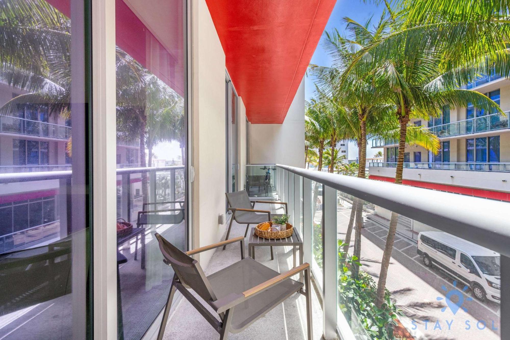 Tropical Oasis - Rooftop Pool- Near Beach - Gym Hollywood Eksteriør bilde